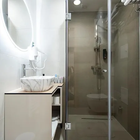 Bella Suites - Garage Parking-Additional Payment-2Min From Apartments Sarajevo Exterior photo