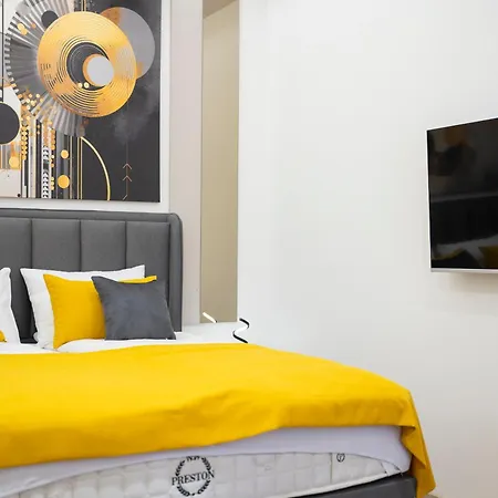 Bella Suites - Garage Parking-Additional Payment-2Min From Apartments Sarajevo Exterior photo