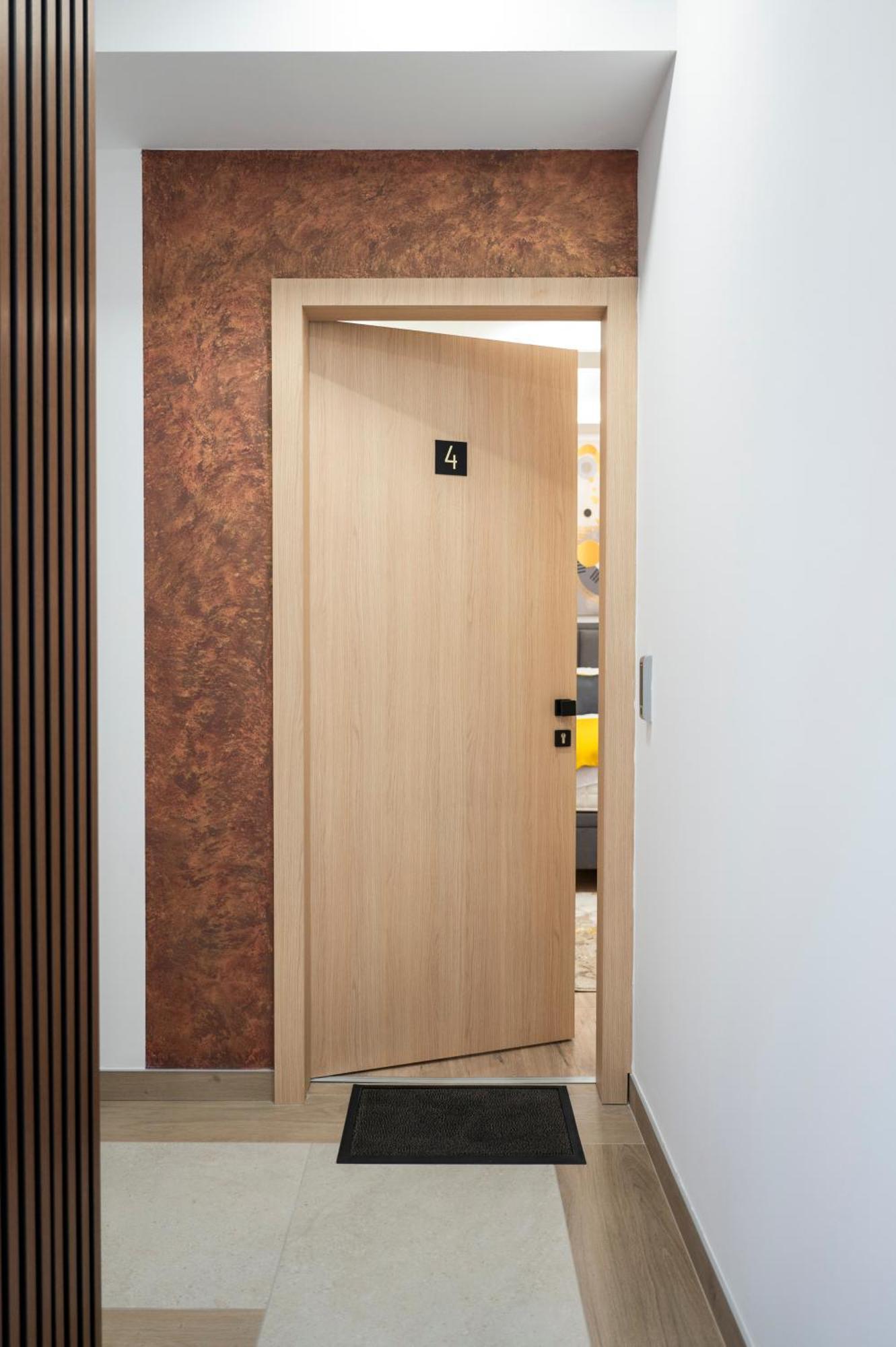 Bella - Garage Parking-additional Payment-2min From Apartment Sarajevo